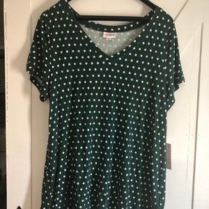 NWT Dark Green Polka Dot Lularoe Christy T, Size L